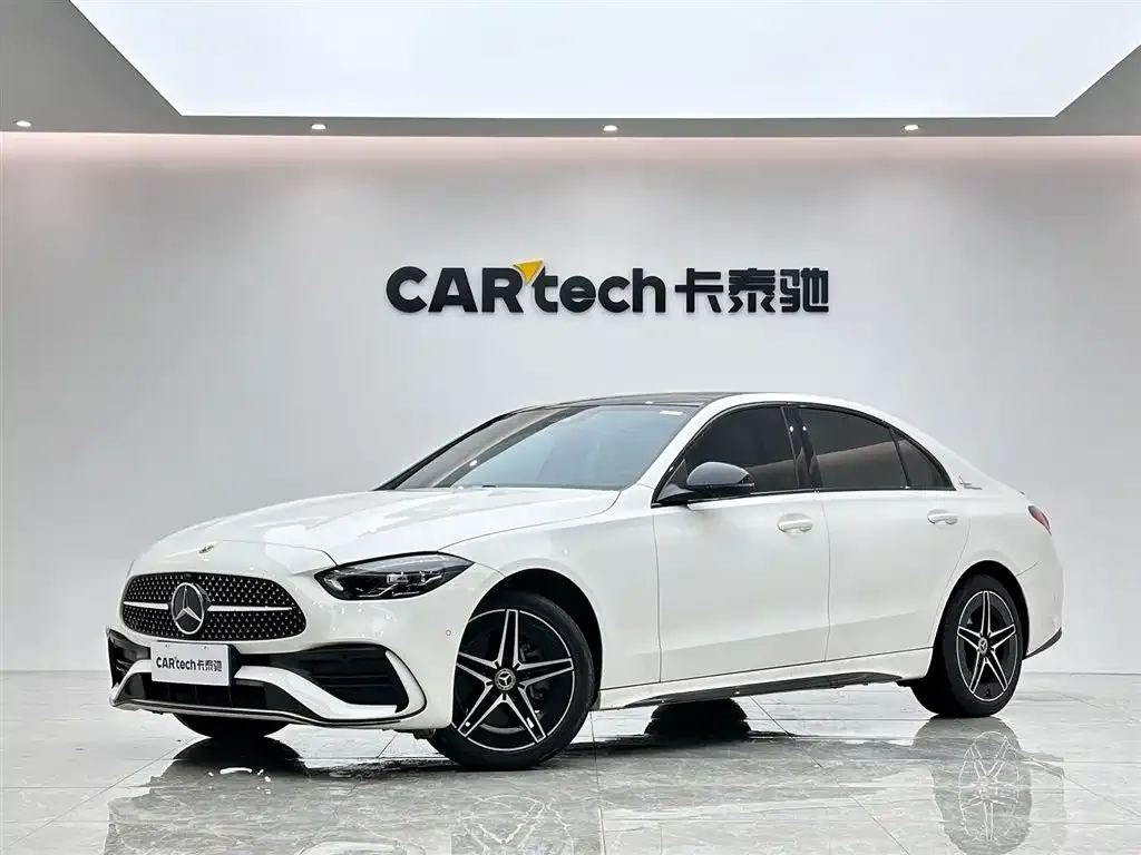 Mercedes-Benz C-Class — фото 1