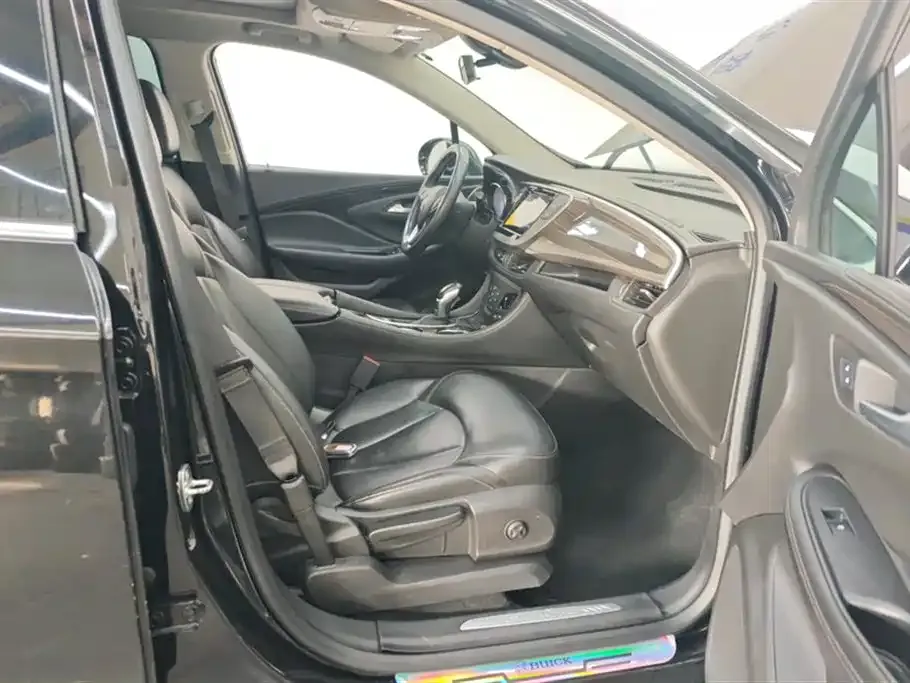 Buick Envision Plus — фото 8
