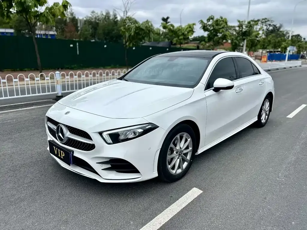 Mercedes-Benz A-Class — фото 1
