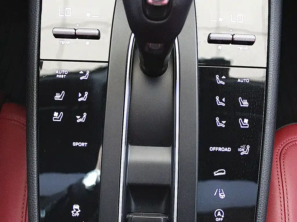 Porsche Macan — фото 10