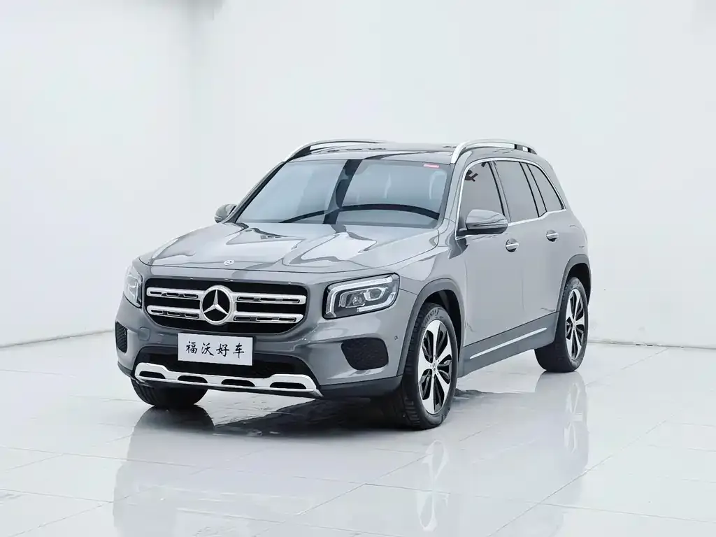 Mercedes-Benz GLB — фото 1