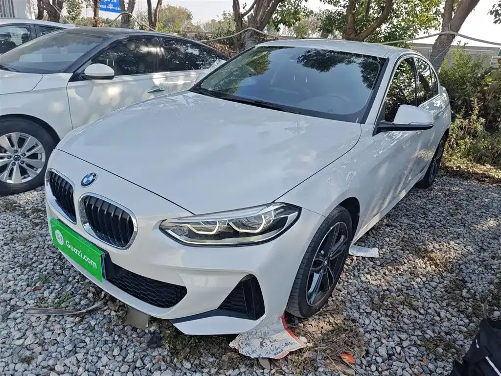 BMW 1 Series — фото 1