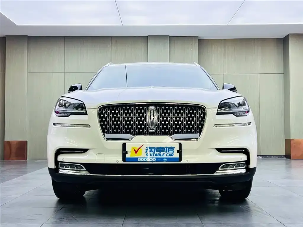 Lincoln Aviator — фото 2