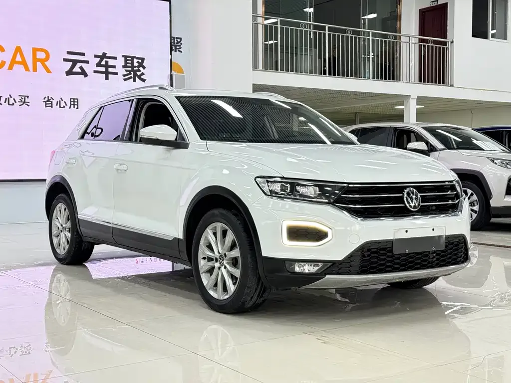 Volkswagen T-Roc — фото 3