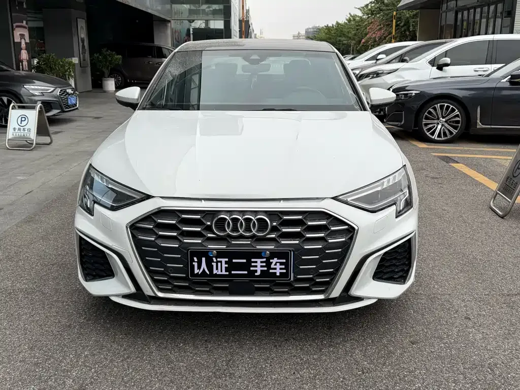 Audi A3 — фото 2