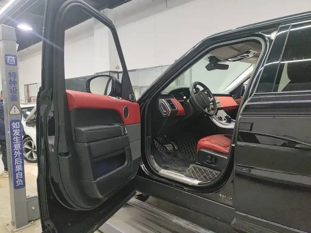 Land Rover Sport — фото 7