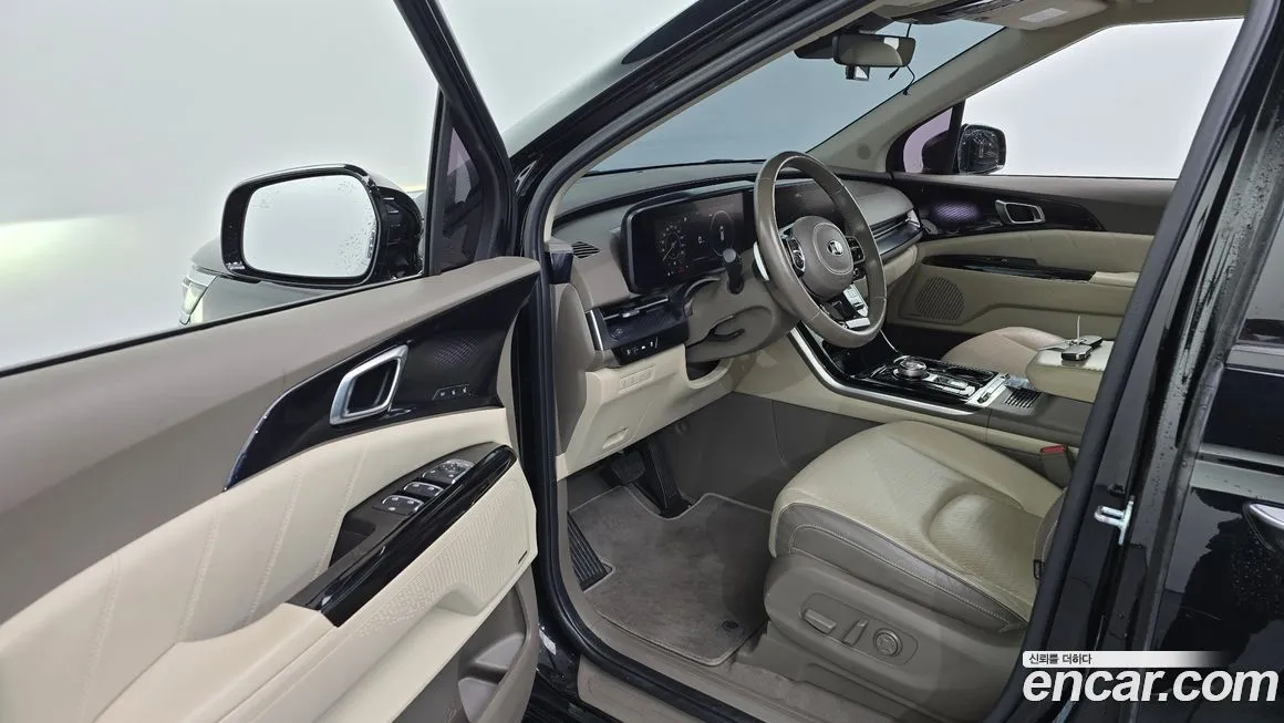 Kia Carnival — фото 10