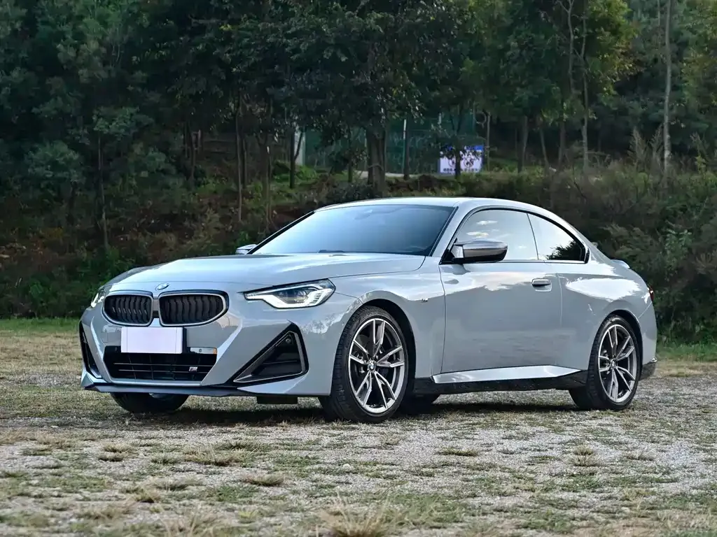 BMW M240i — фото 1