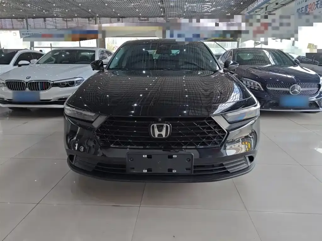 Honda Accord — фото 3