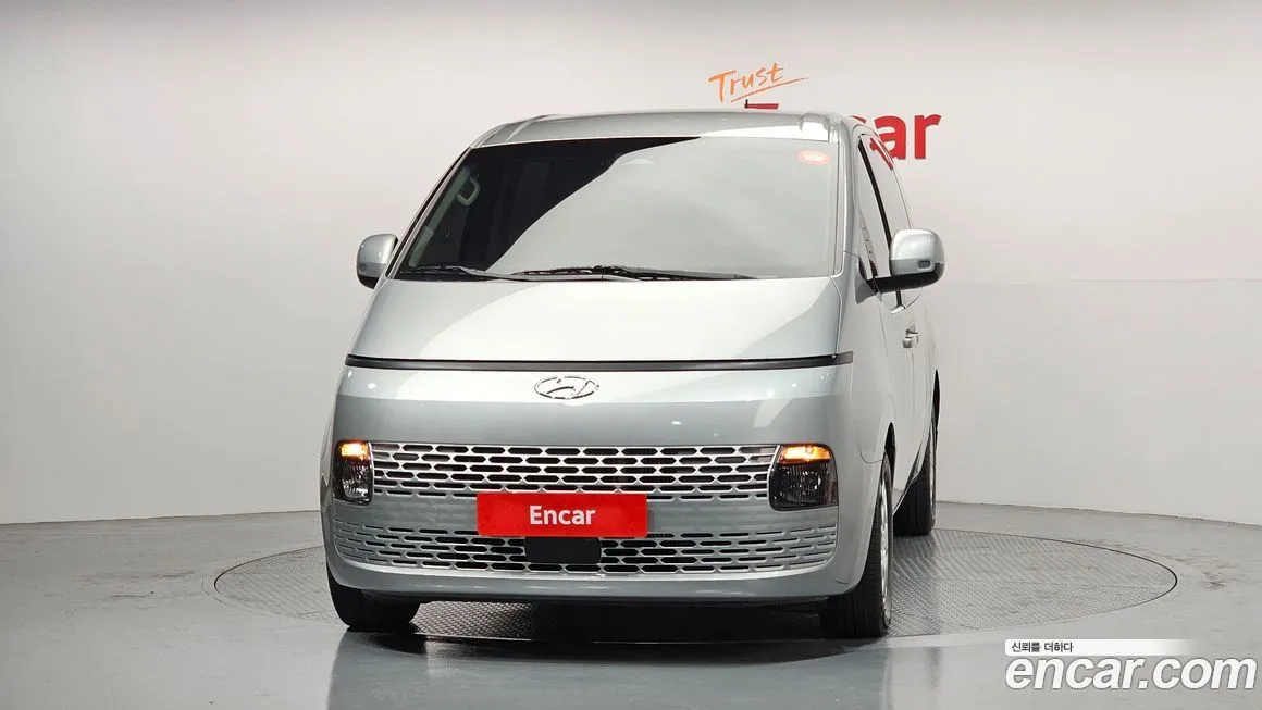 Hyundai Staria — фото 3