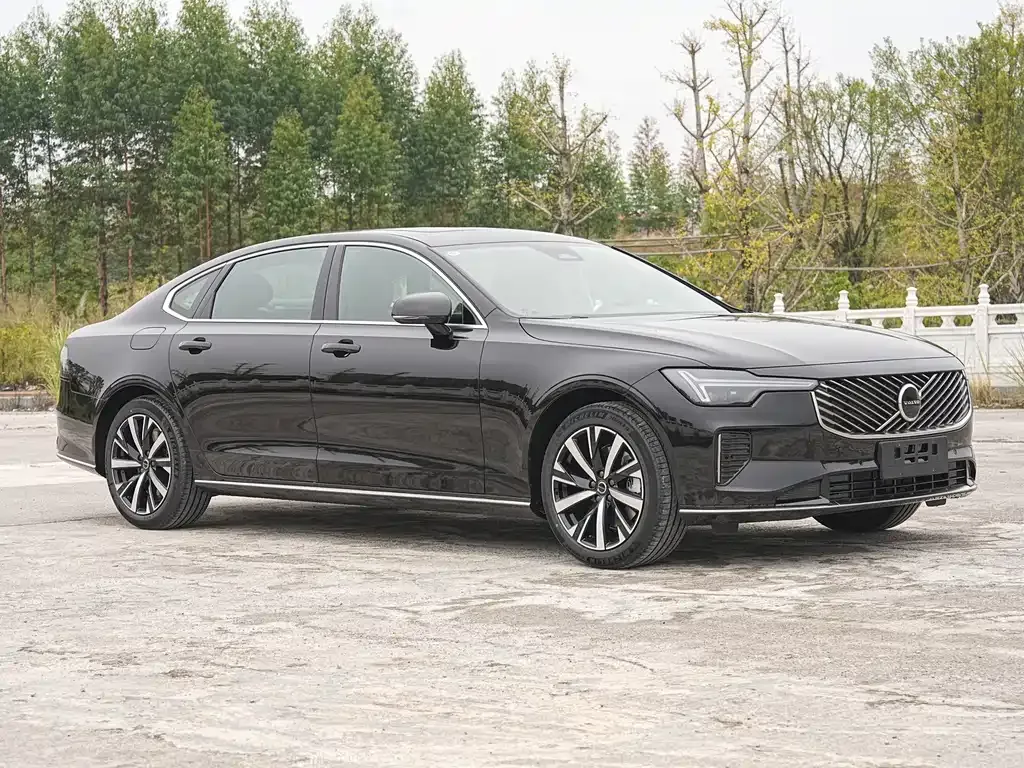 Volvo S90 — фото 3