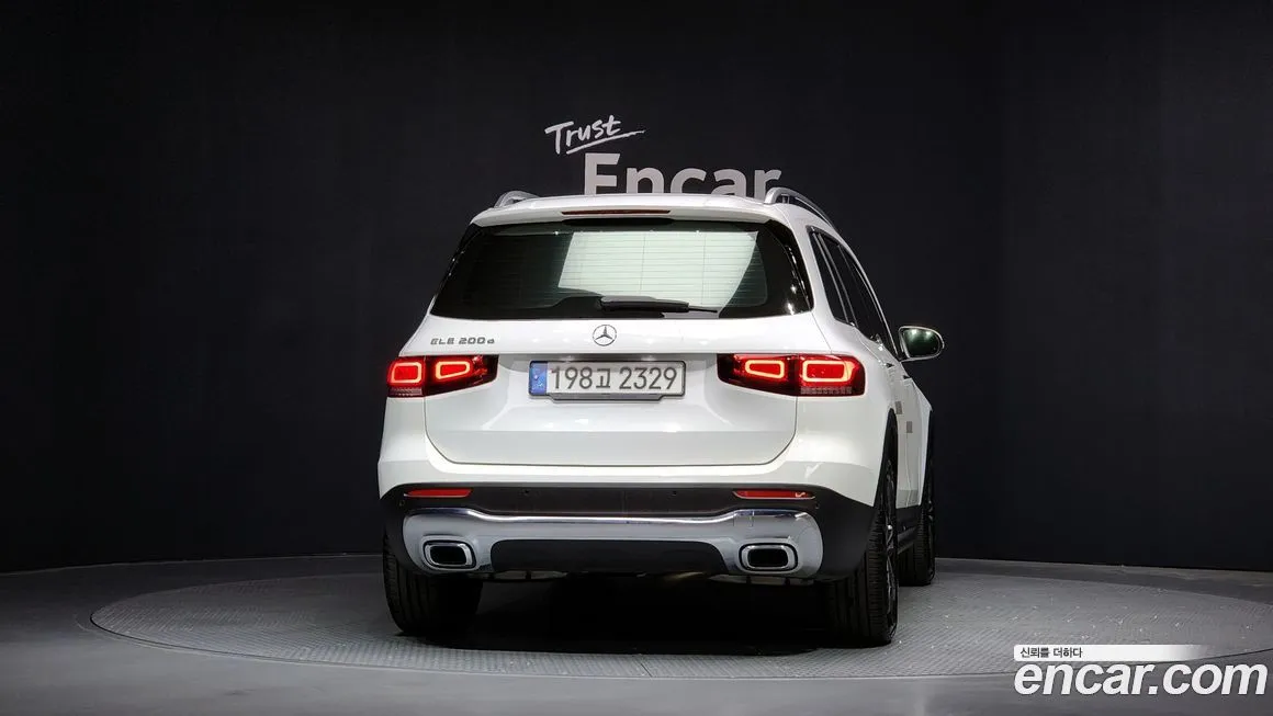 Mercedes-Benz GLB-Class — фото 4