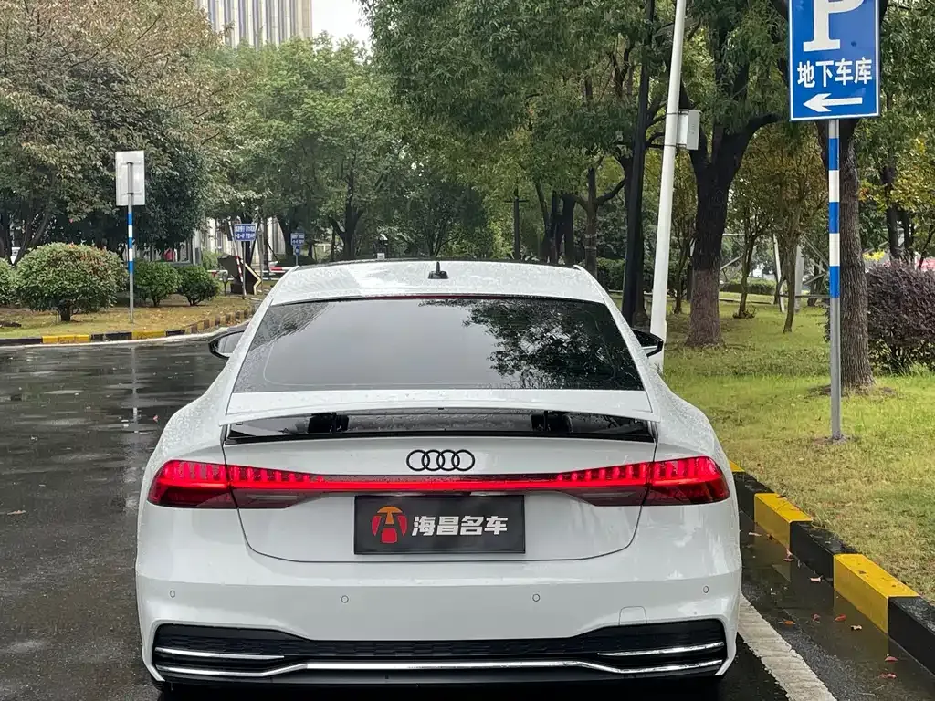 Audi A7 — фото 5