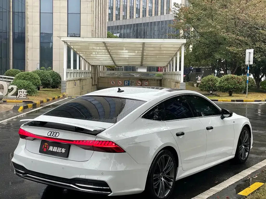Audi A7 — фото 6
