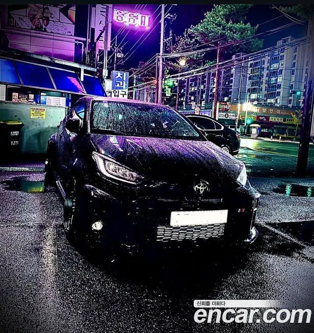 Toyota Yaris(Vitz) — фото 1