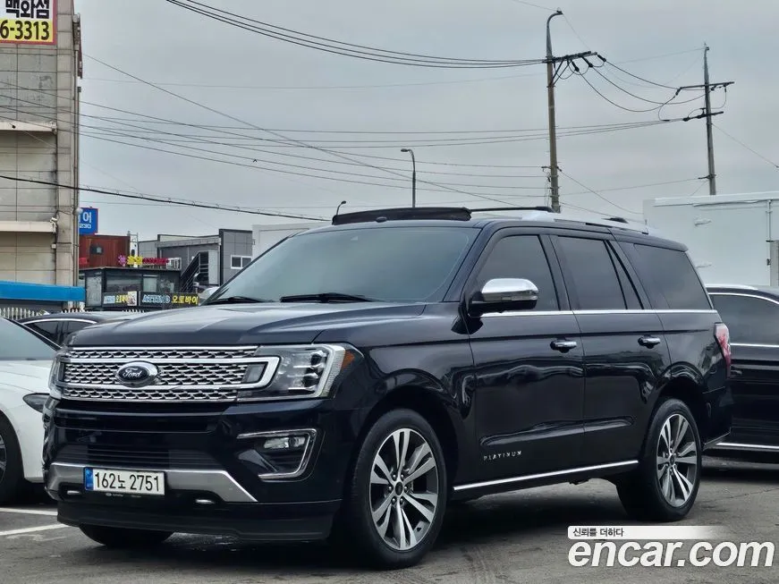 Ford Expedition — фото 1