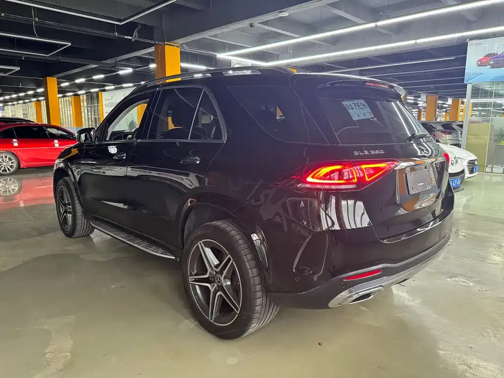 Mercedes-Benz GLE — фото 7