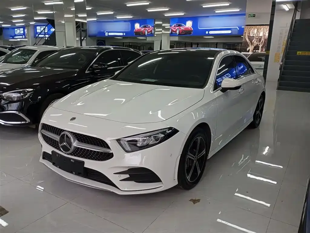Mercedes-Benz A-Class — фото 1