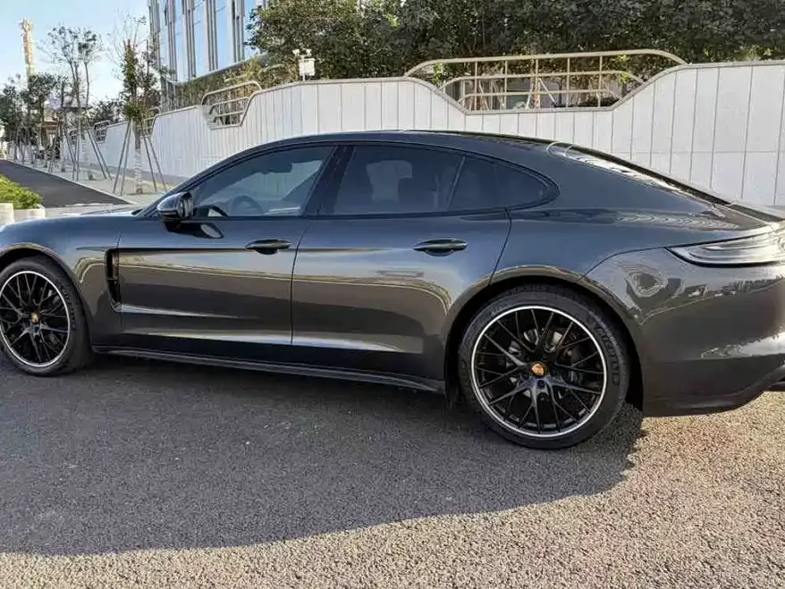 Porsche Panamera — фото 10