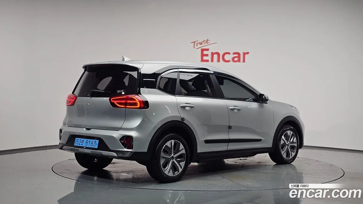 Kia Niro — фото 2