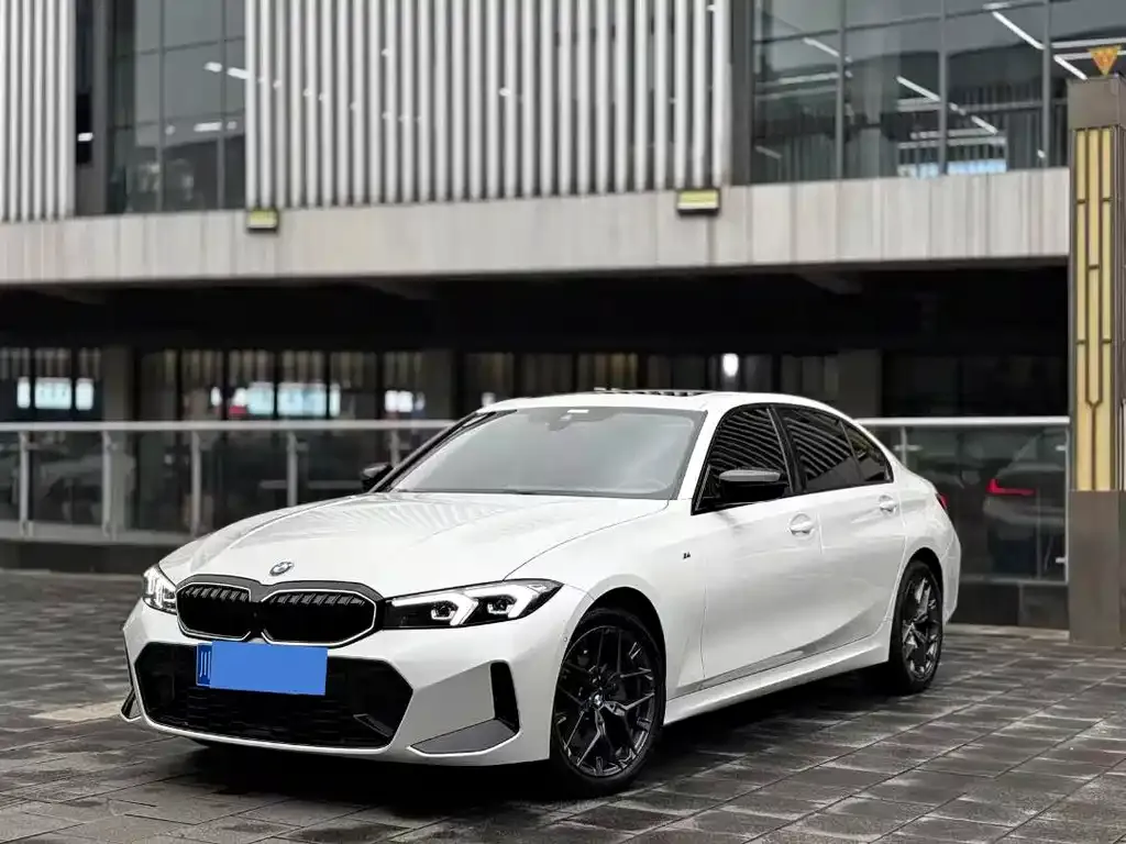 BMW 3 Series — фото 1
