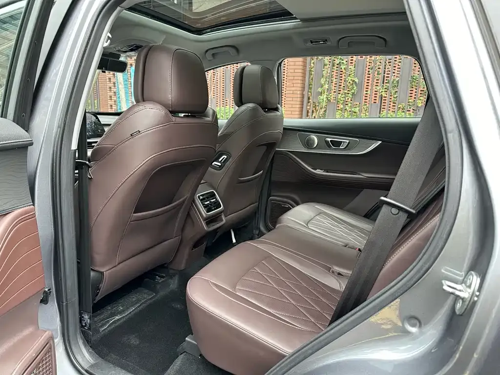 Chery Tiggo 8 PRO — фото 4