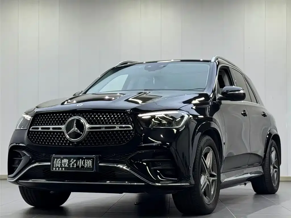 Mercedes-Benz GLE — фото 1