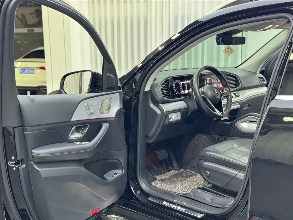 Mercedes-Benz GLE — фото 4