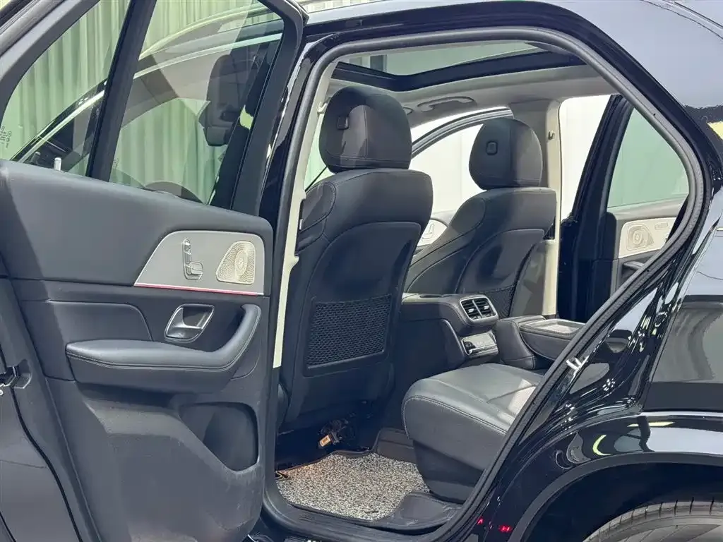 Mercedes-Benz GLE — фото 5