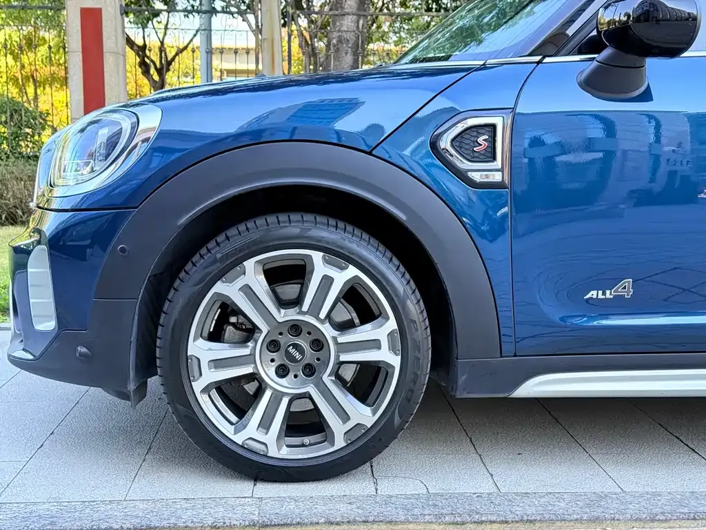 MINI Countryman — фото 8