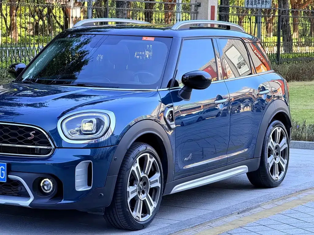 MINI Countryman — фото 9