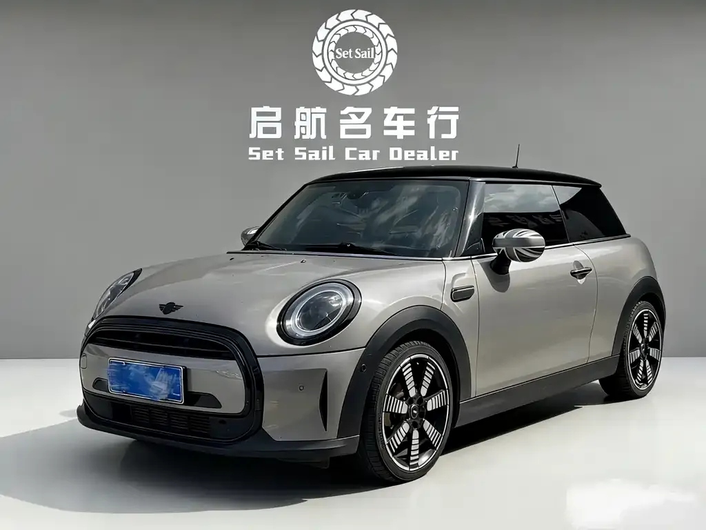 MINI Cooper (3-door) — фото 1