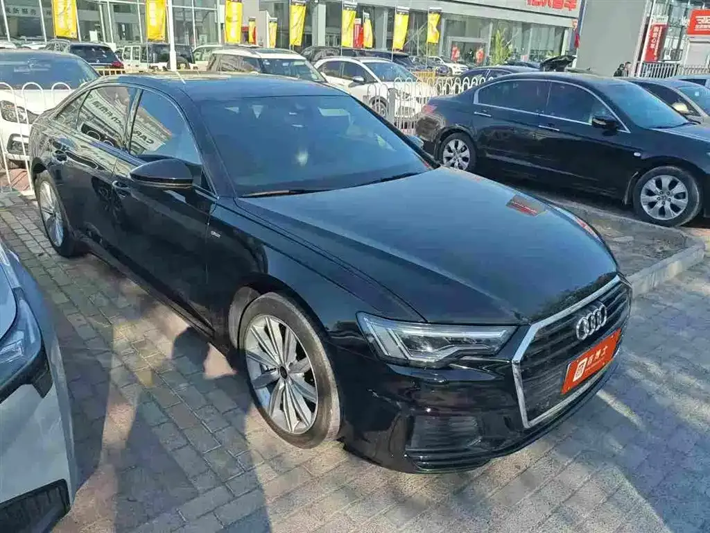 Audi A6L — фото 2