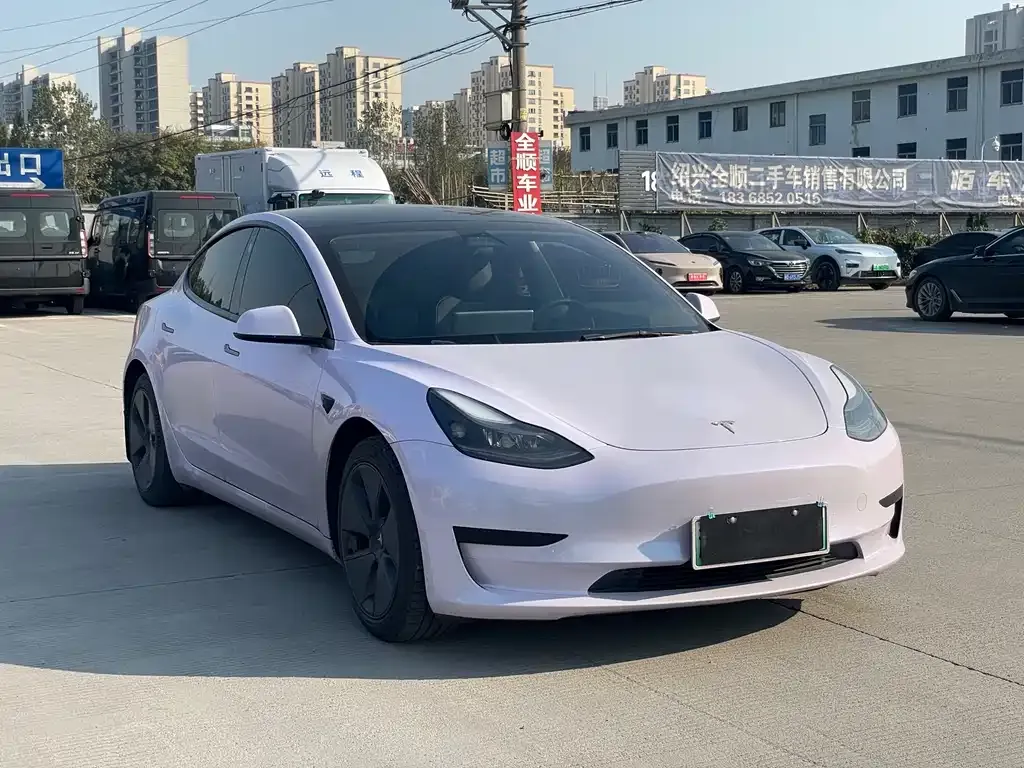 Tesla Model 3 — фото 3