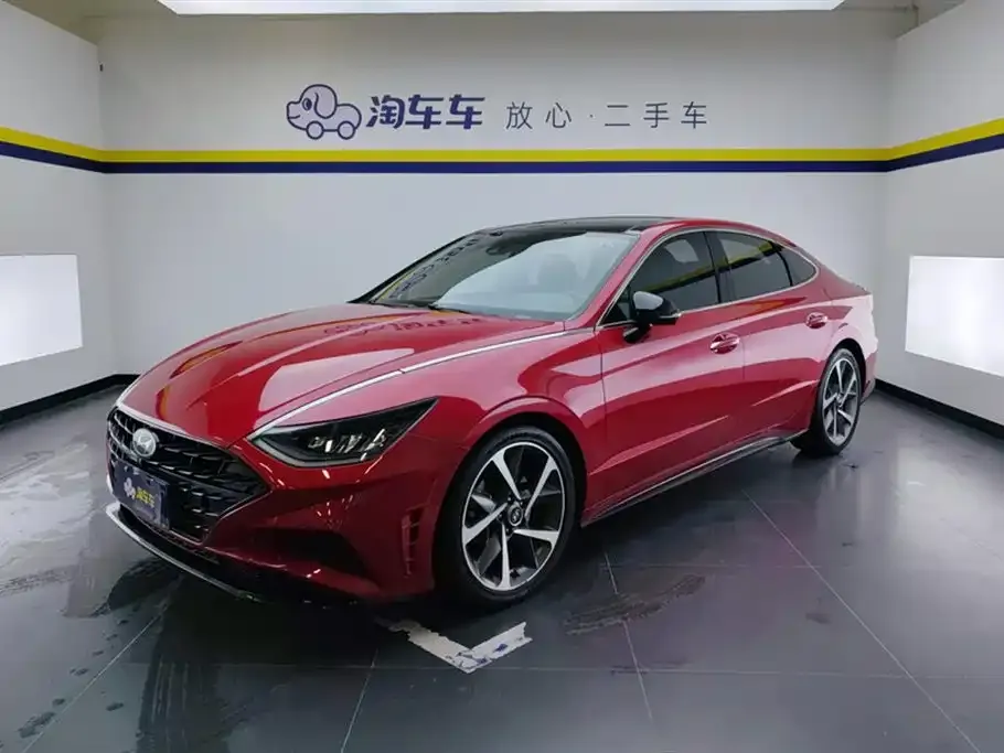 Hyundai Sonata — фото 1