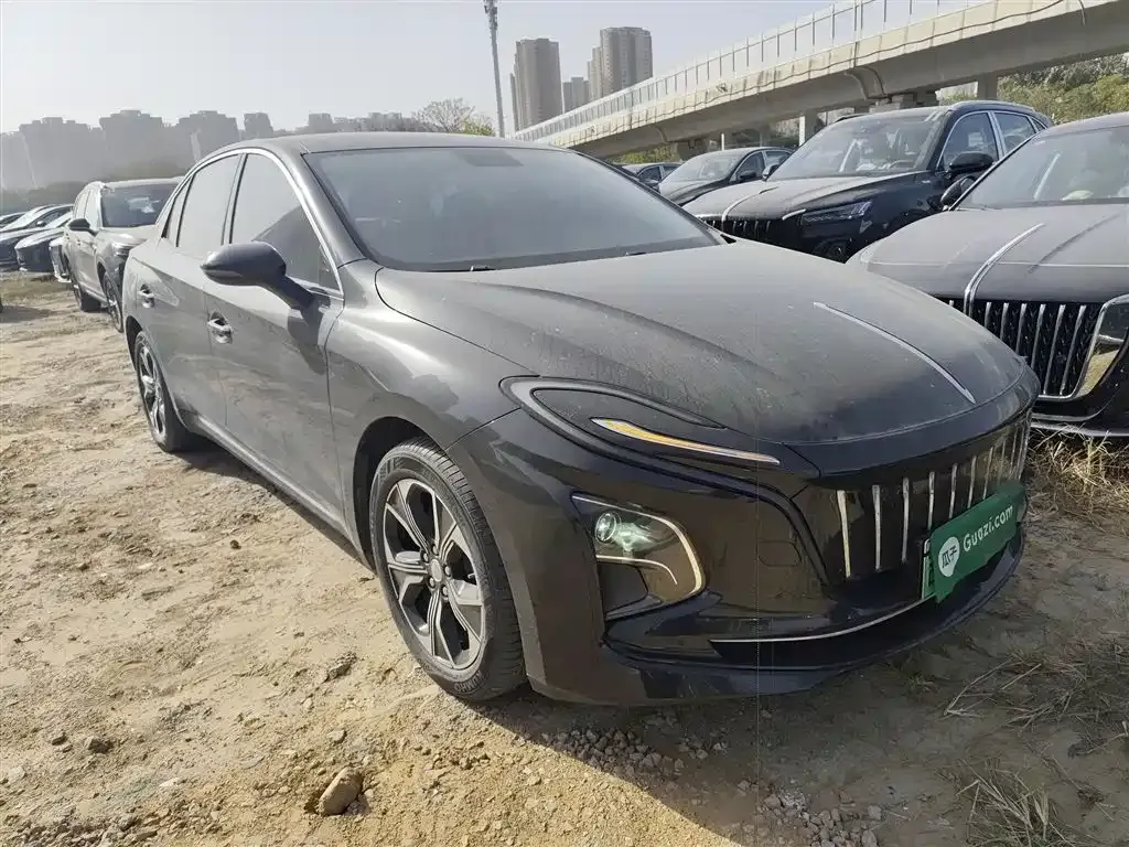 Hongqi E-QM5 — фото 4