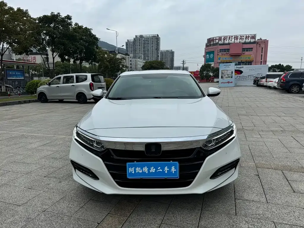 Honda Accord — фото 2