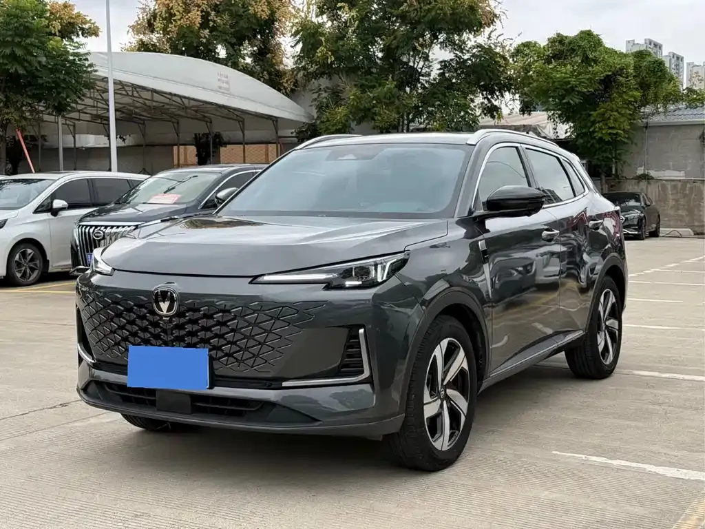 Changan CS55PLUS — фото 1