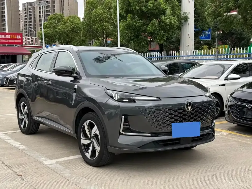Changan CS55PLUS — фото 3