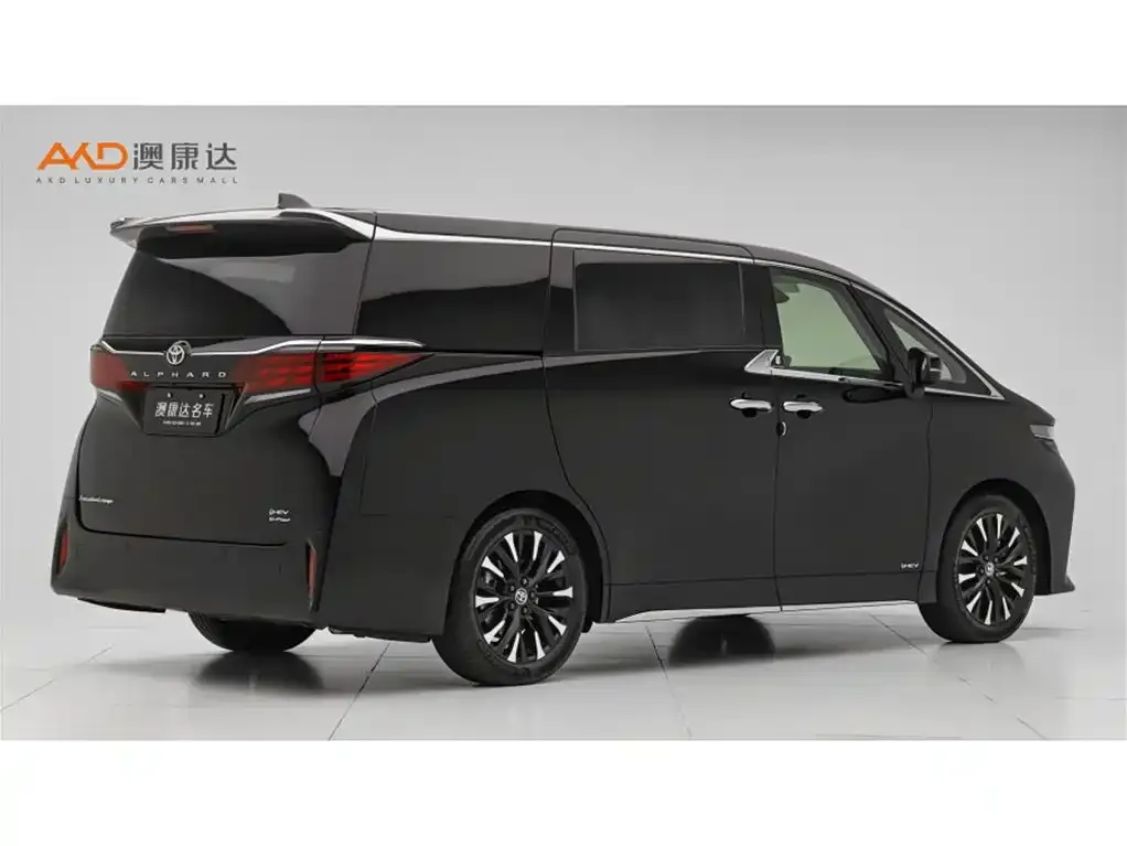 Toyota Alphard — фото 3