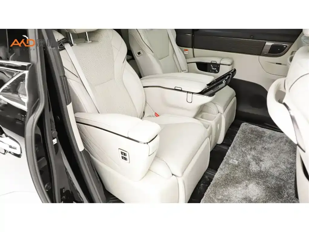 Toyota Alphard — фото 8