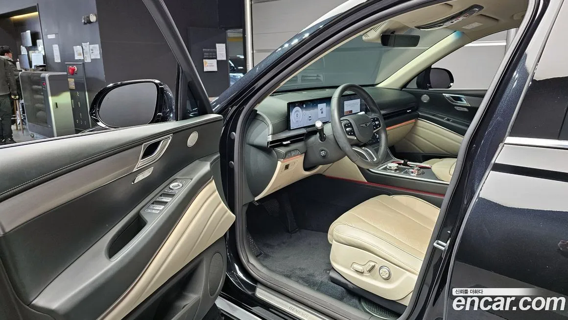 Genesis GV80 — фото 10