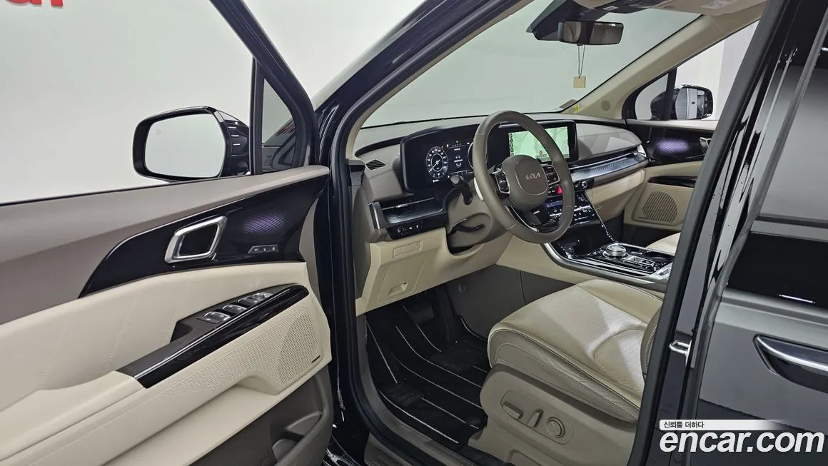 Kia Carnival — фото 10