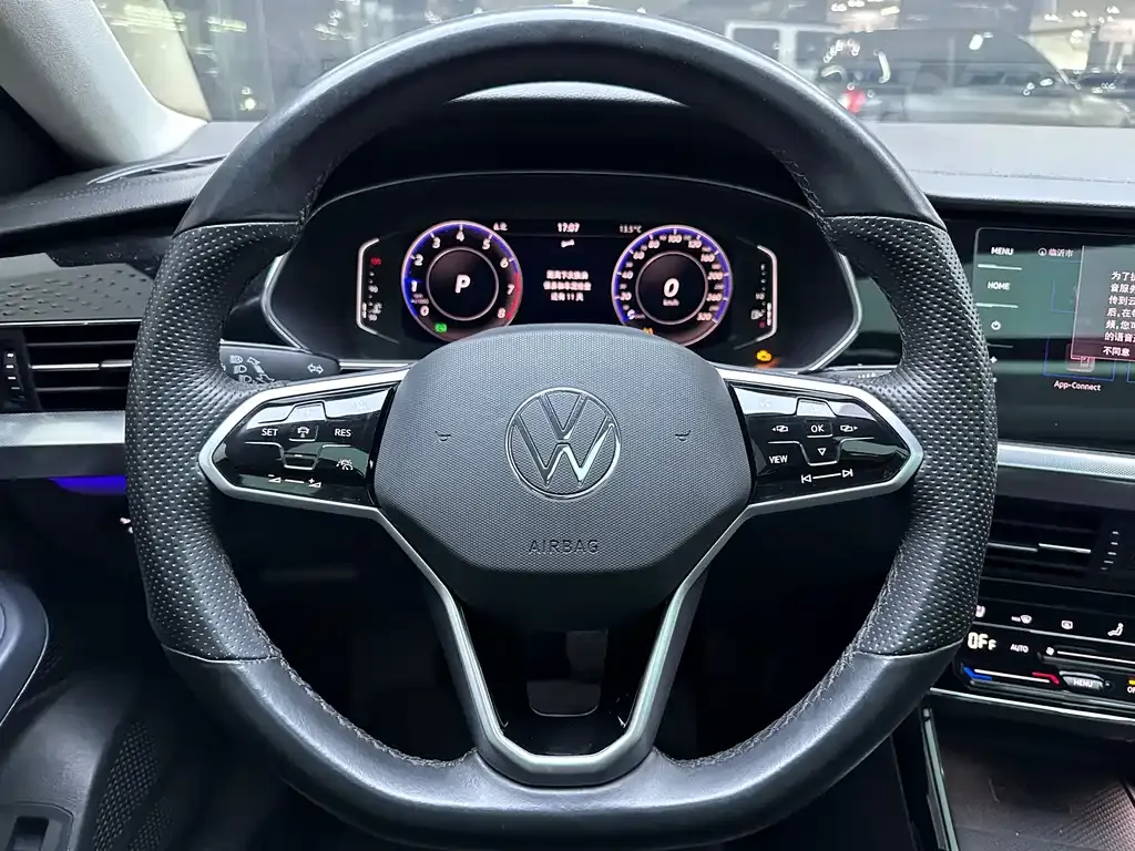 Volkswagen Passat — фото 10