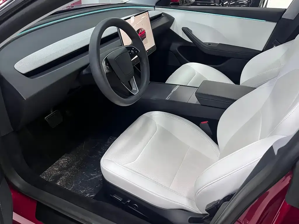 Tesla Model 3 — фото 3