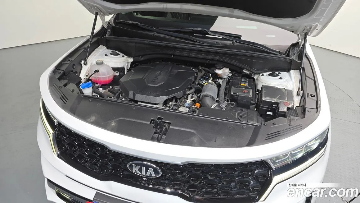 Kia Sorento — фото 6