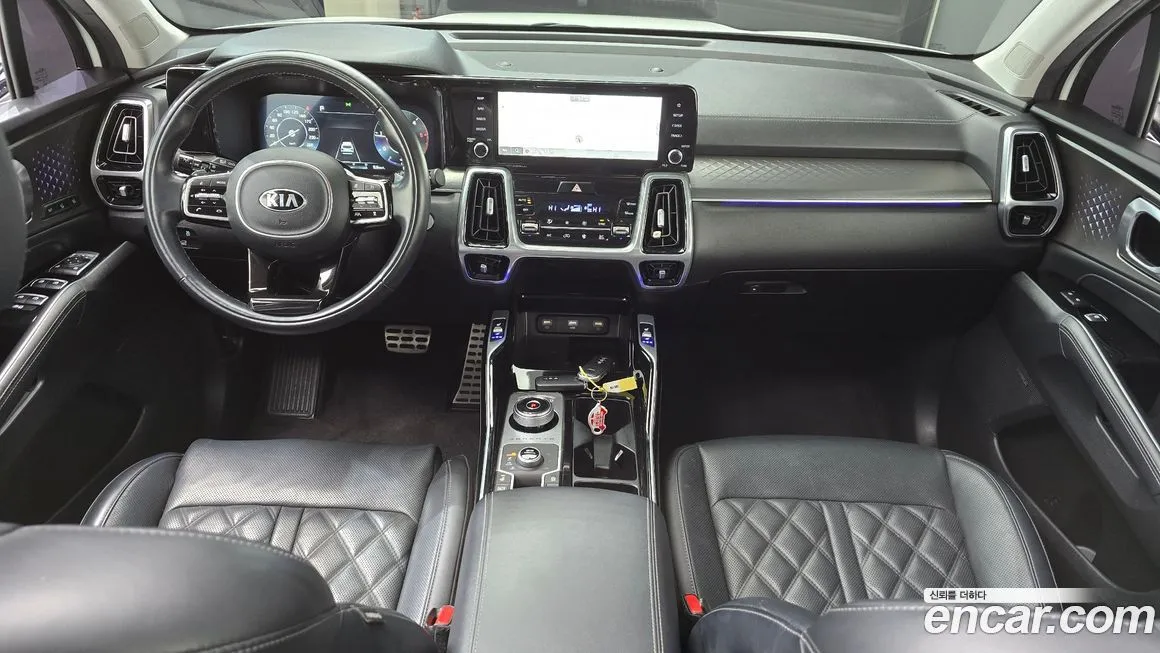 Kia Sorento — фото 7