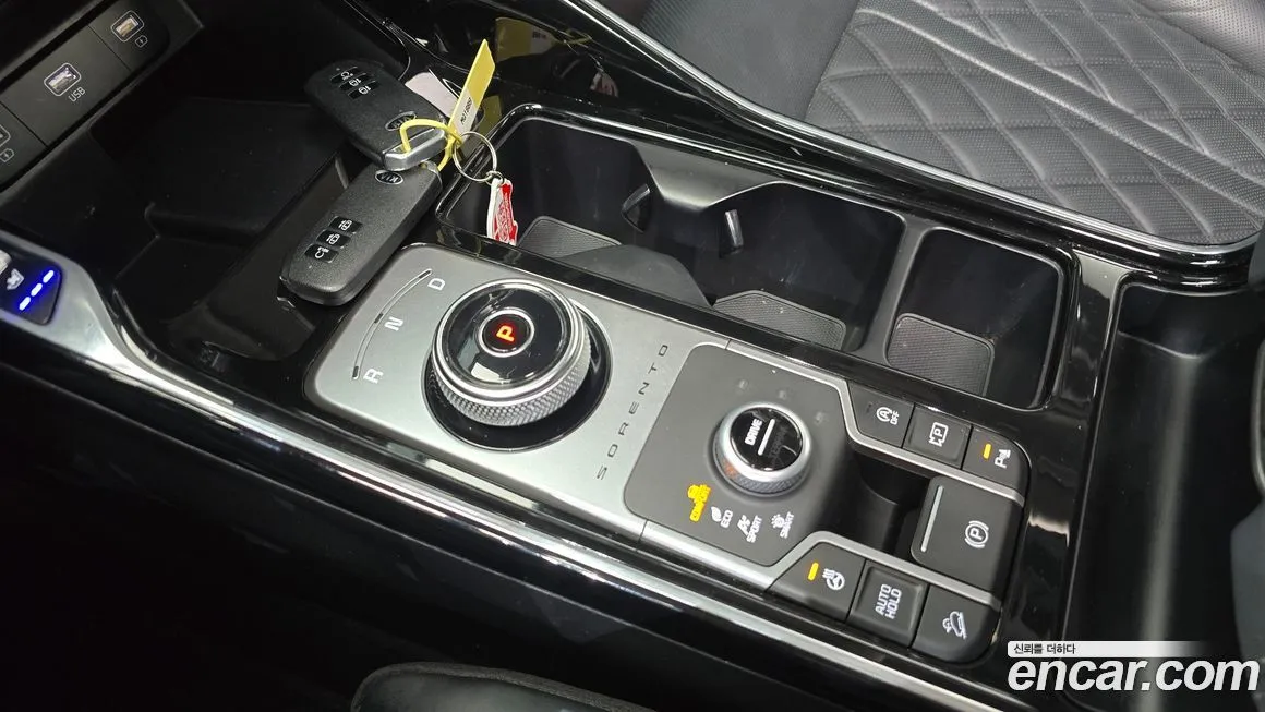 Kia Sorento — фото 9