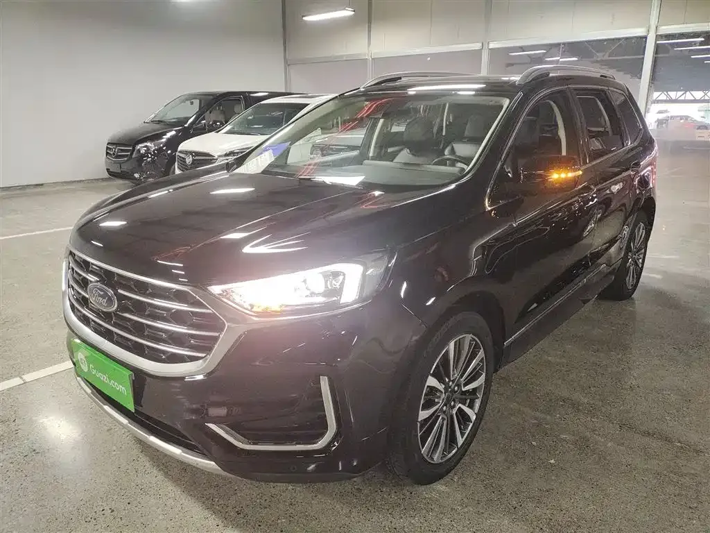 Ford Edge — фото 2
