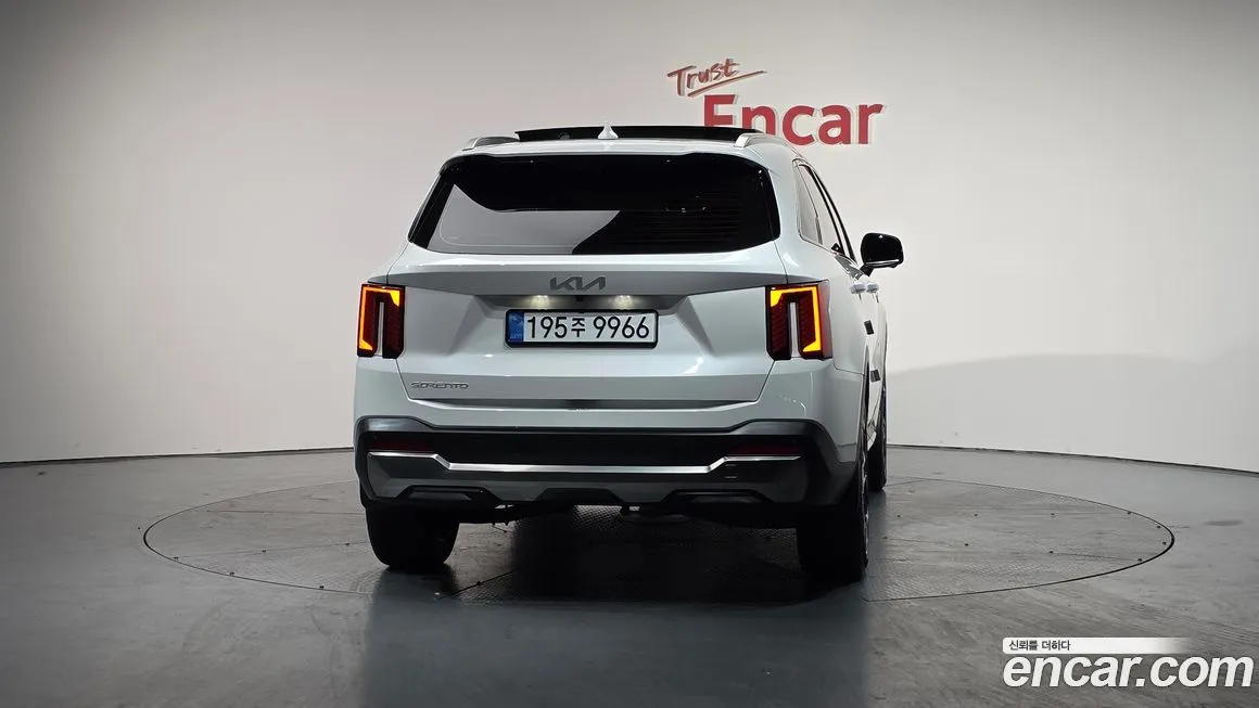 Kia Sorento — фото 4
